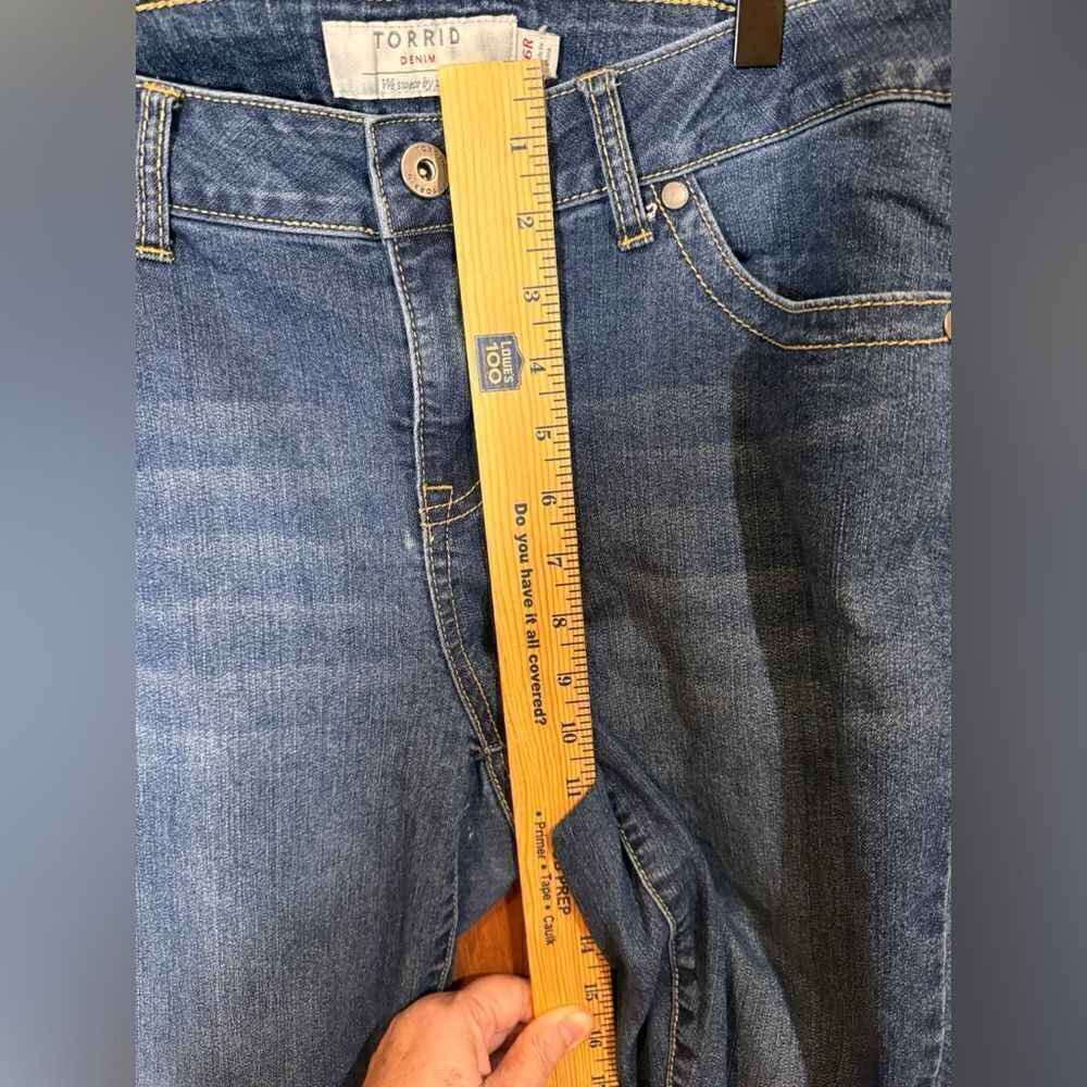 Torrid jeans size 16R - Picture 4 of 9